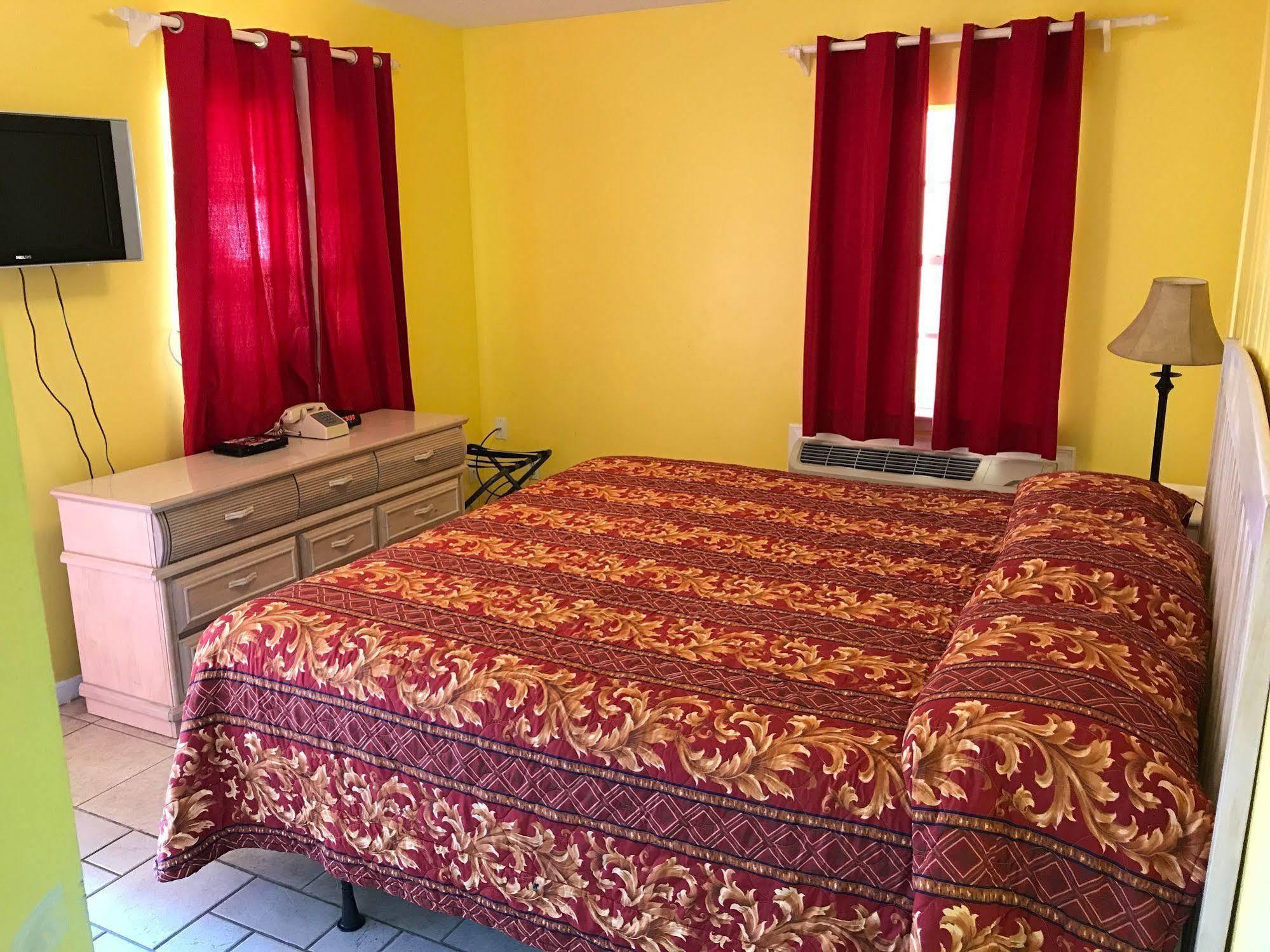 Aqua View Motel Lower Grand Lagoon Ngoại thất bức ảnh